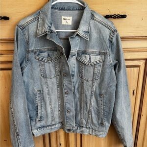 GAP Women's Classic Denim Jacket - Light Blue